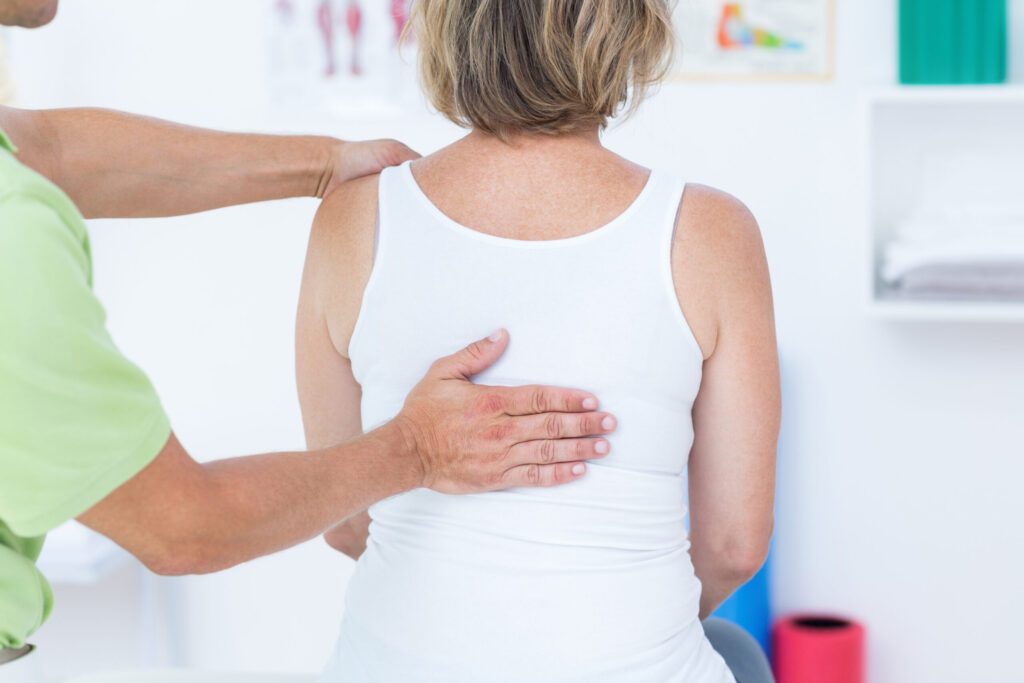 dores nas costas persistentes fisioterapia